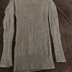Long sleeve sweater .